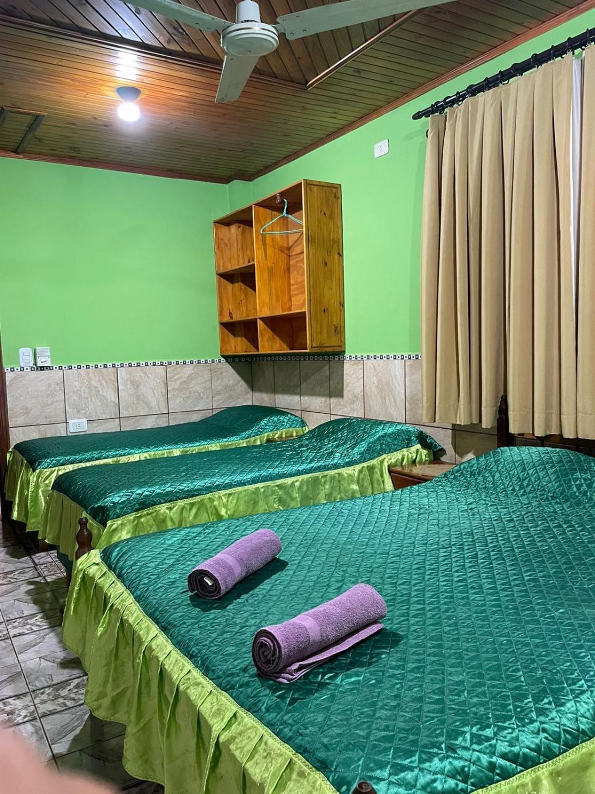 Residencial Arcoiris Hotel Puerto Iguazú Kültér fotó